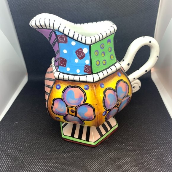 Studio Designworks 5" Modern Whimsical Creamer - Picture 2 of 7